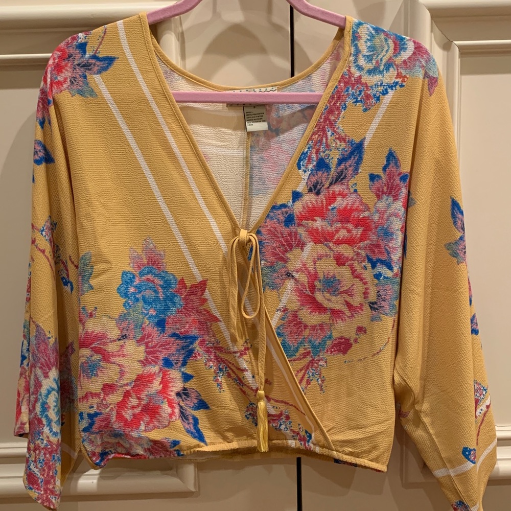 FLYING TOMATO BLOUSE